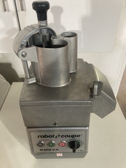Robot Coupe R602 V.V. Commercial Food Processor – Complete Set