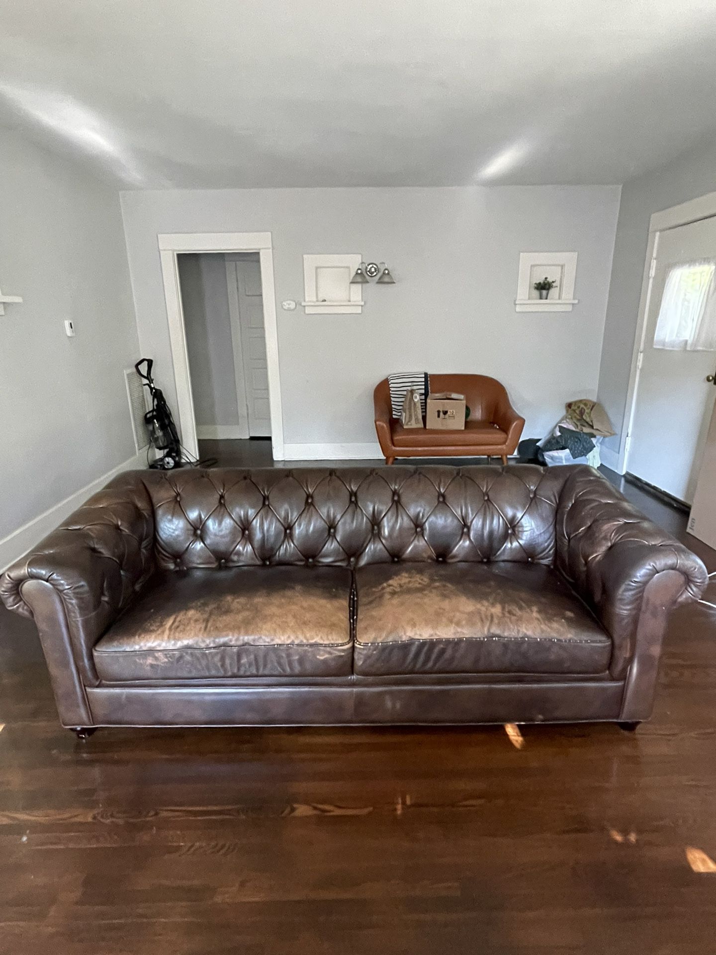 Chesterfield Leather Sofa For In