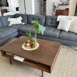 Crate And Barrel Petrie Sectional