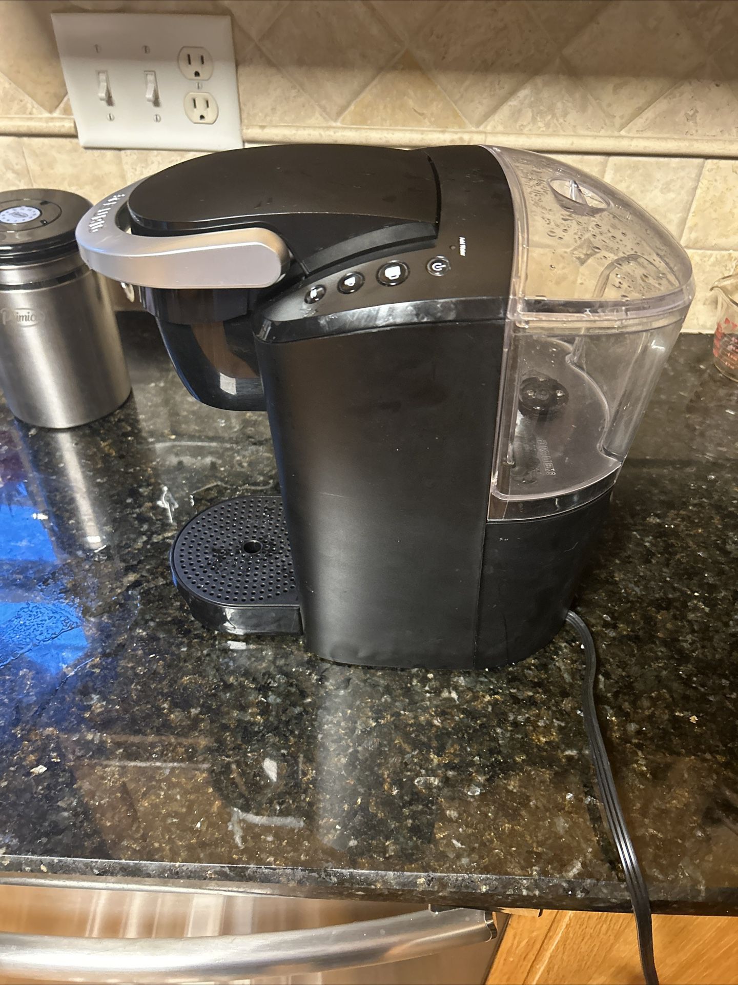Keurig Single Serve Pod Coffee Maker Machine Model K-Compact K35 Works No Box