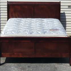 Queen Size Sleigh Bed with Mattress Set
