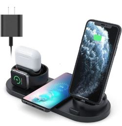 CELL OR EARBUD CHARGEING STATION BRAND NEW@