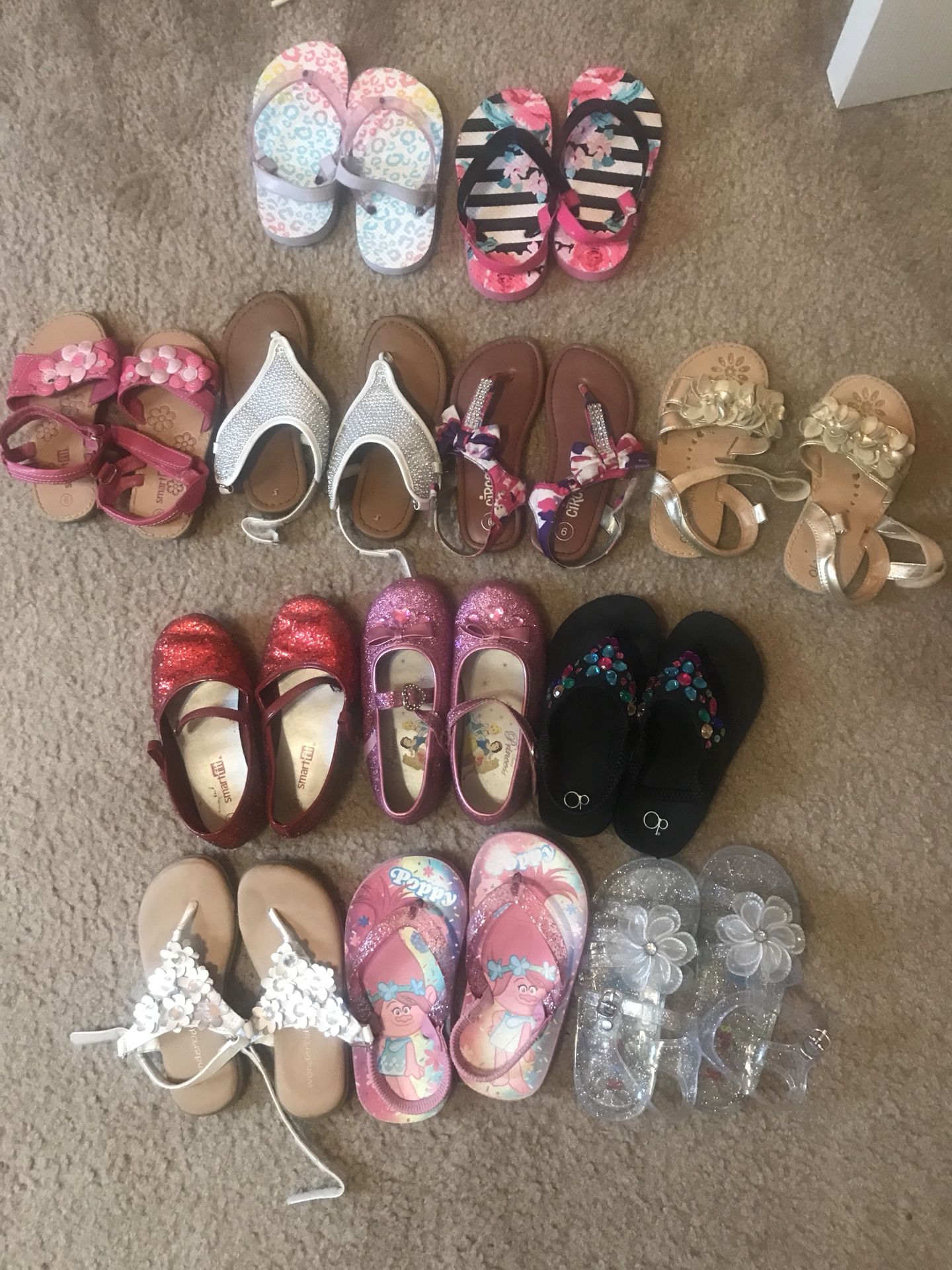 Girls shoes size 8-10