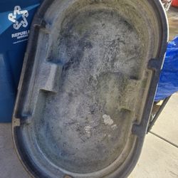 50 Gallon Rubbermaid Water Trough 