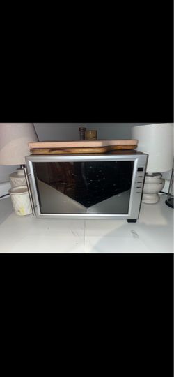 Frigidaire 8 bottle wine cooler