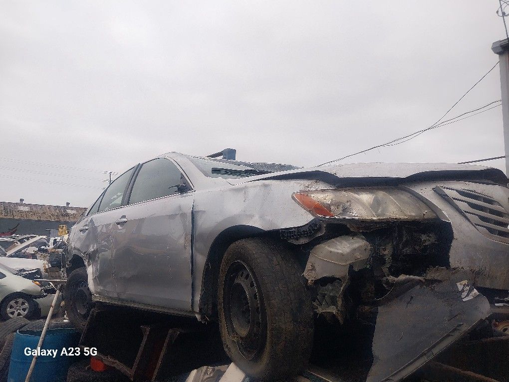 2007 Toyota Camry For Parts