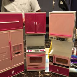 Doll kitchen set $10