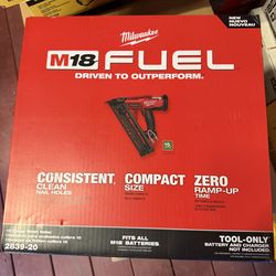 Milwaukee M18 FUEL 18-Volt Lithium-Ion Brushless Cordless Gen II 15-Gauge Angled Finish Nailer (Tool-Only)