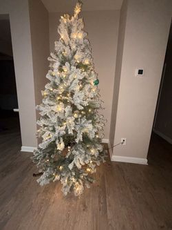 Pre-Lit LED Artificial Christmas Tree