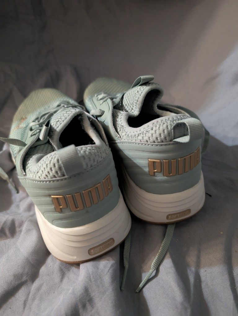 Women's Pumas