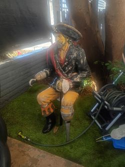 lifesize captain jack sparrow