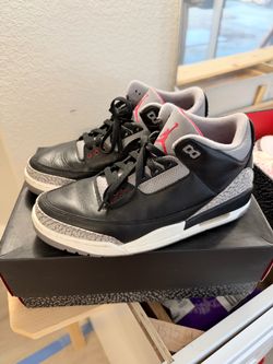 Jordan white cement 3’s black cement 3’s