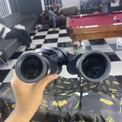Binoculars 