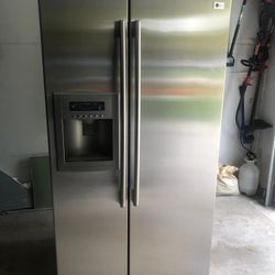 LG Refrigerator and Freezer