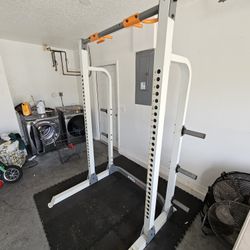 Gym Equipment & Weights