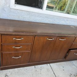 Buffet Cabinet 