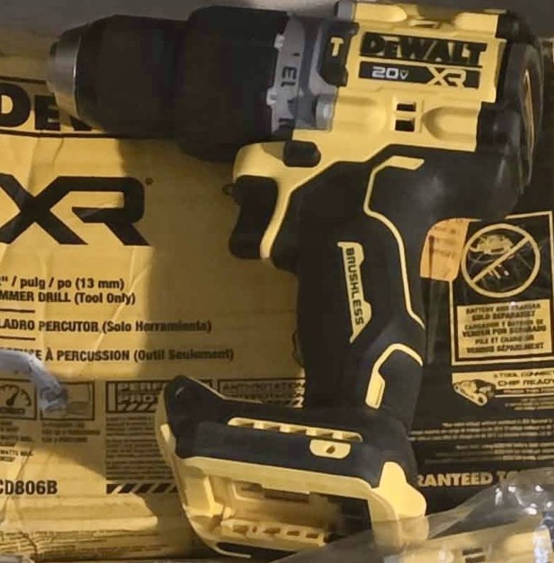 Dewalt 20V XR 1/2” Hammer Drill + 20V XR 1/4” Impact Drill + 20V Lithium Battery ***ALL BRAND NEW***