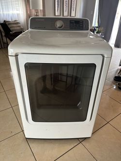 Samsung 7.4 cu ft Steam Electric Dryer – Working Condition – $150