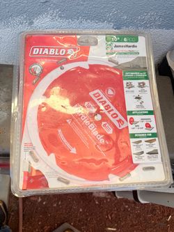 Table saw or chip saw blades for cement boards