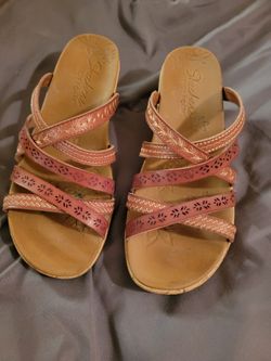 Sketchers Sandals Size 8