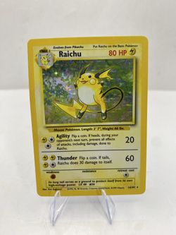 Pokémon TCG Base Set Raichu Holo Rare Card 14/102 Vintage MPu