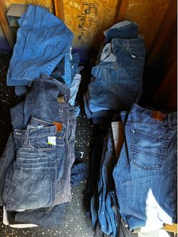 68 pairs jeans