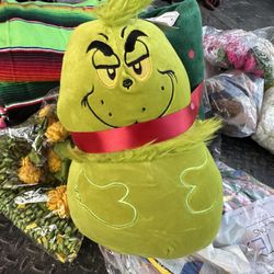 The Grinch Throw And Pillow Set blanket