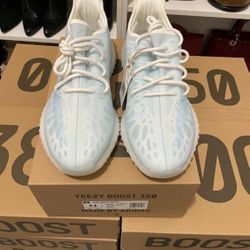 adidas Yeezy Boost 350 V2 Mono Ice Size: US M 11