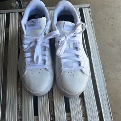 Women Pumas 