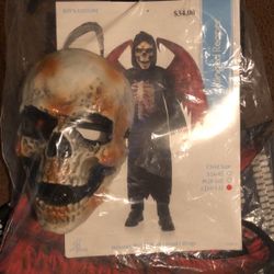 Costume