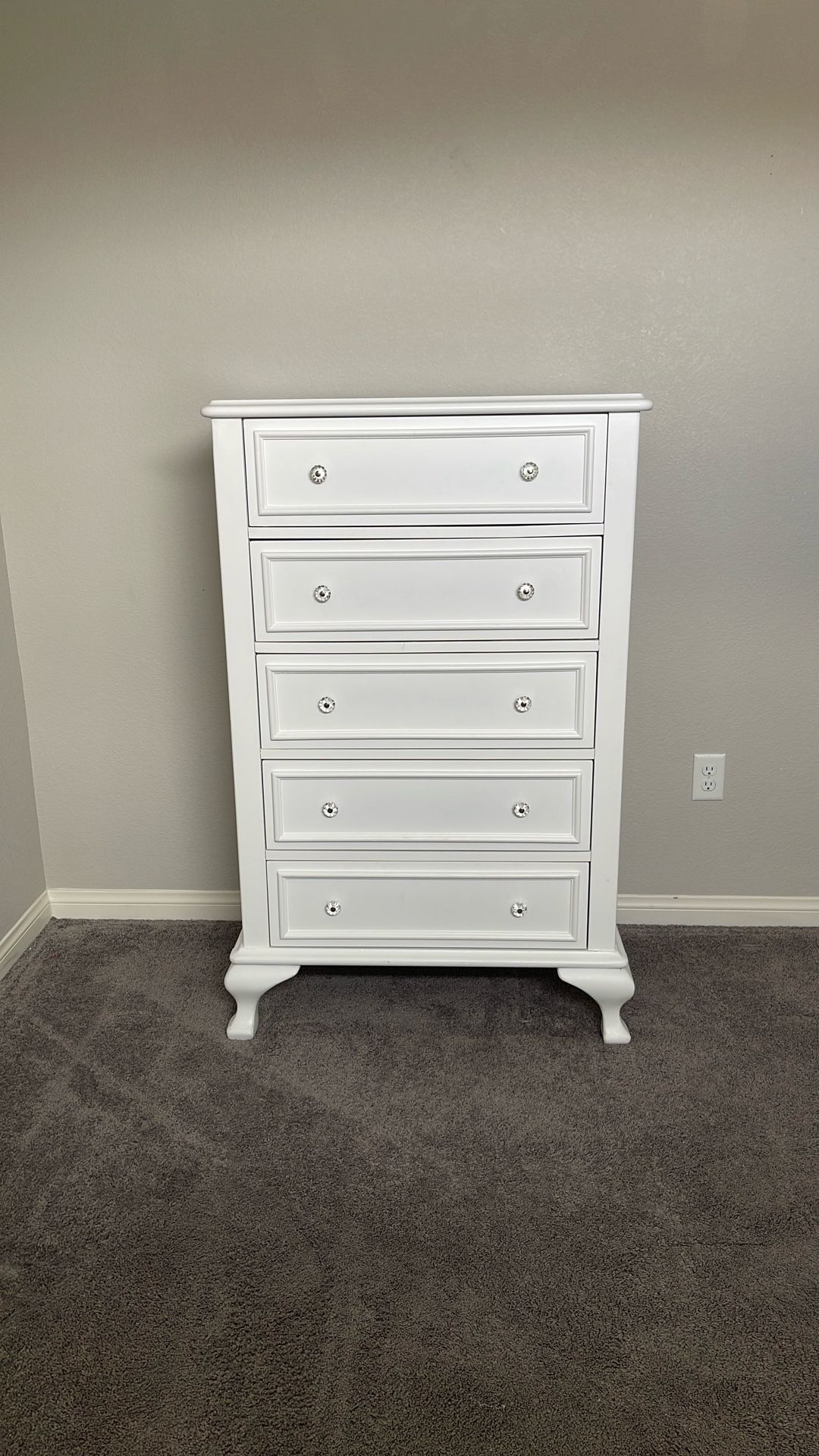 Girl Dresser