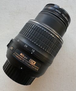 NIKON DX AF-S NIKKOR 18-55mm 1:3.5 - 5.6mm G ED