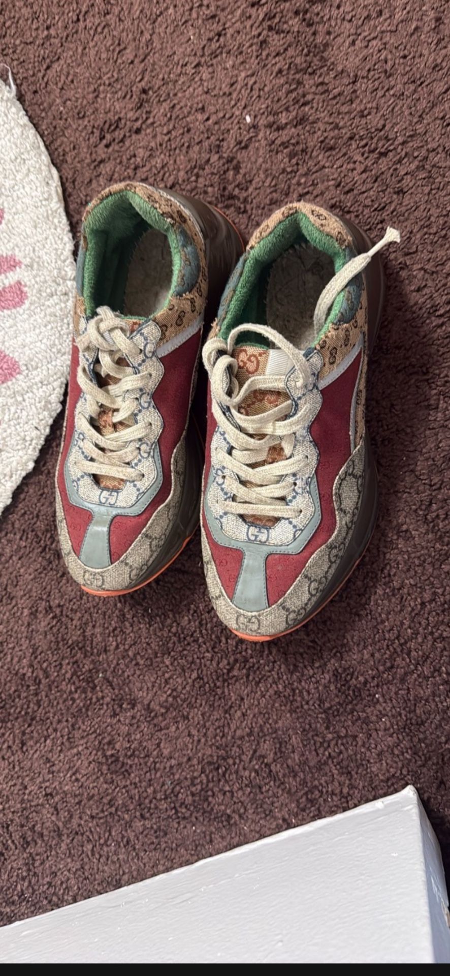 Gucci shoes