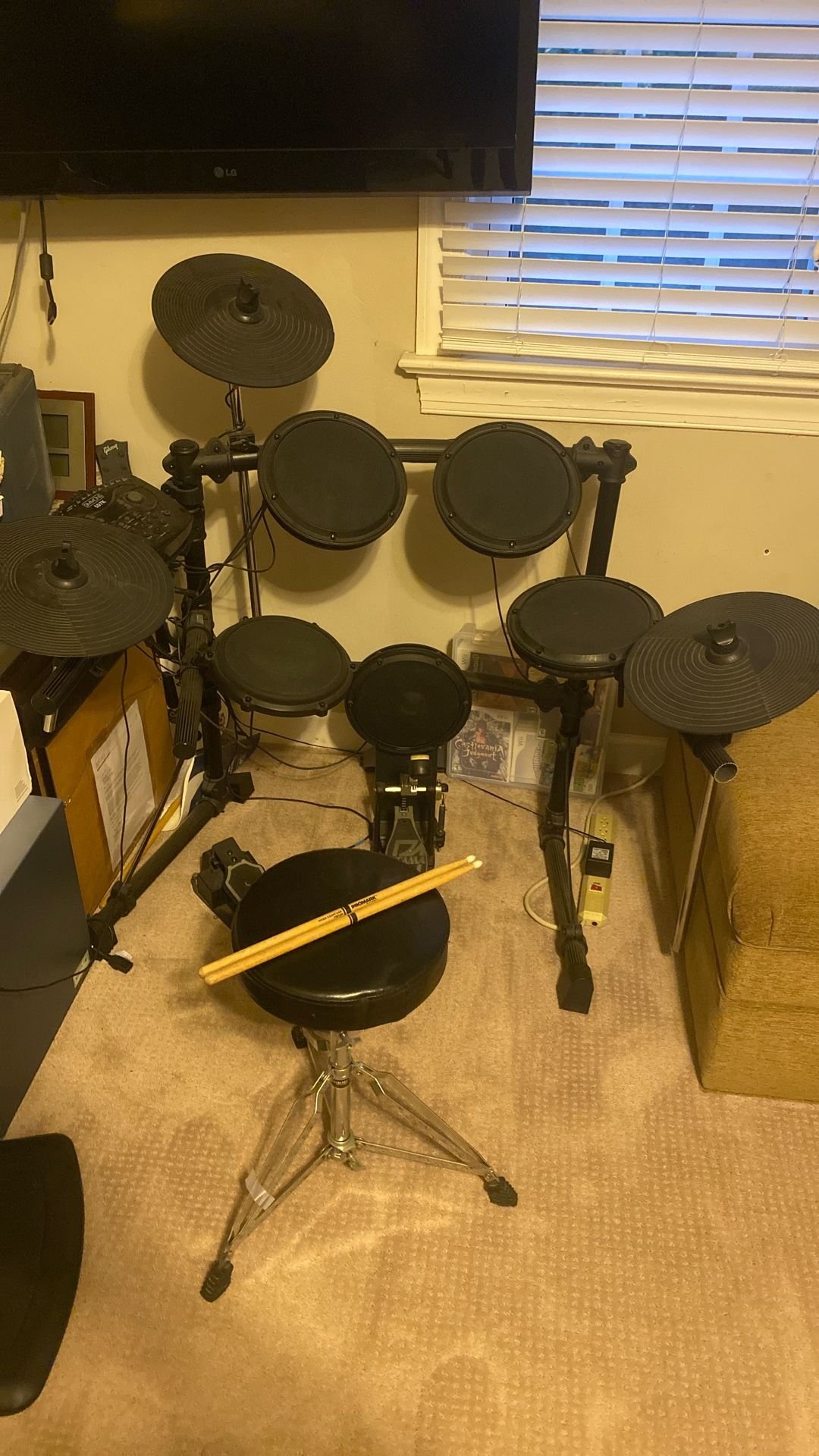 Electronic Drum Set