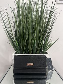 Nautica Black Leathered Wallet