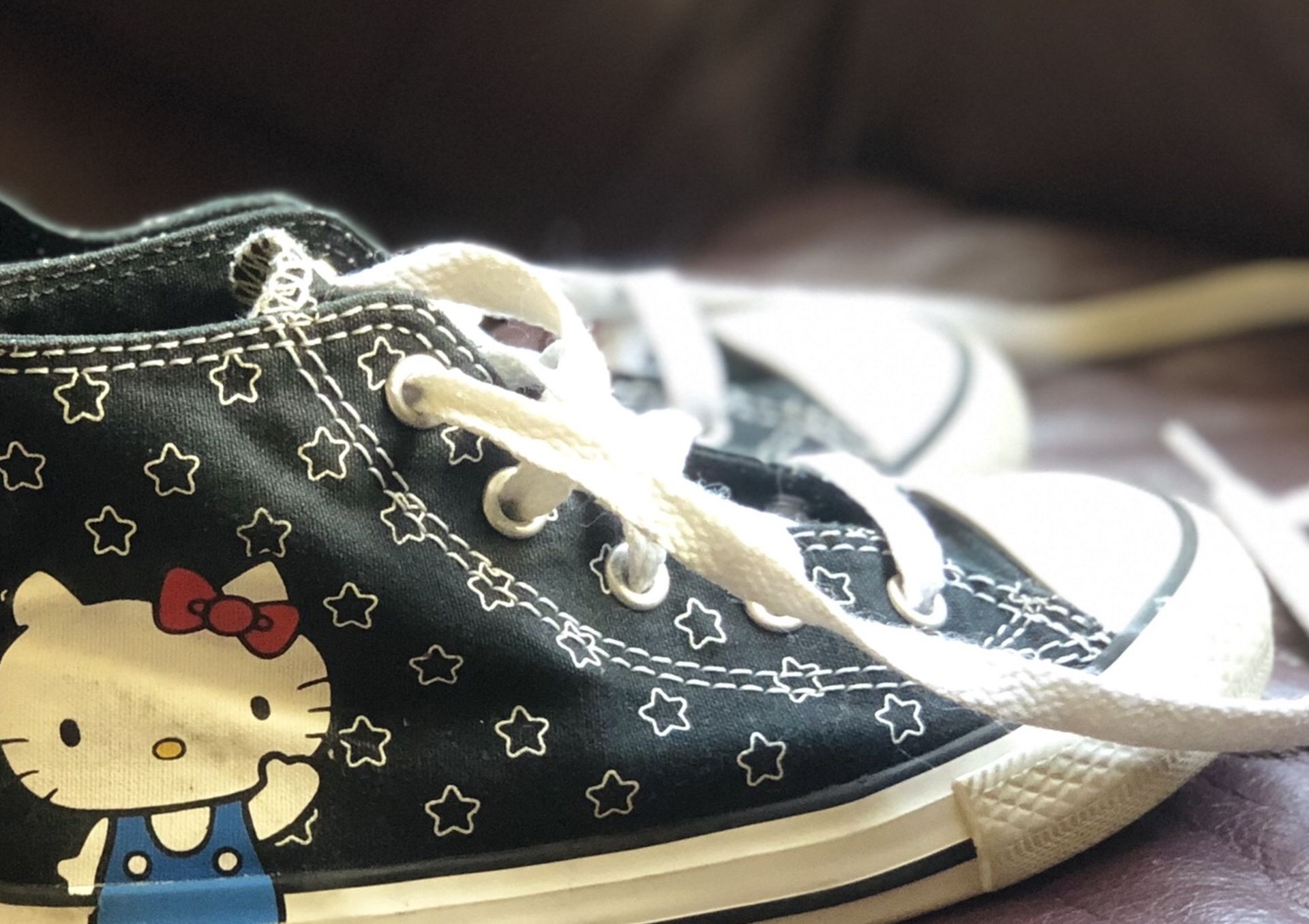 Hello Kitty Converse Toddler Sz 9