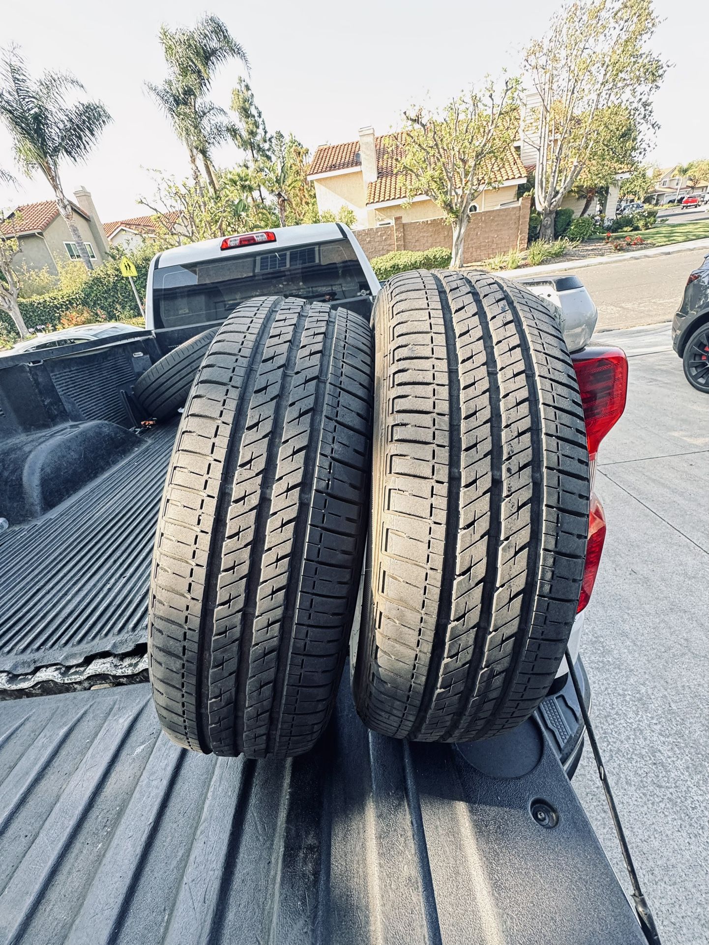 175/65/15 Bridgestone Ecopia 80-90% Tread (2)