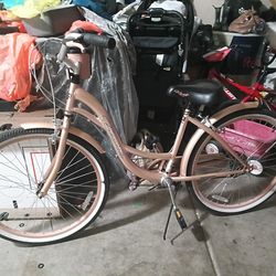 Pink Shimano  Bake  $200  Obo 