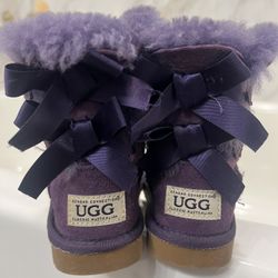 Toddler Bailey Bow Uggs 5/6
