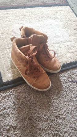 Boy boots