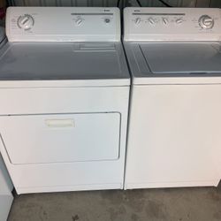 Kenmore Washer And Kenmore Eléctric Dryer 