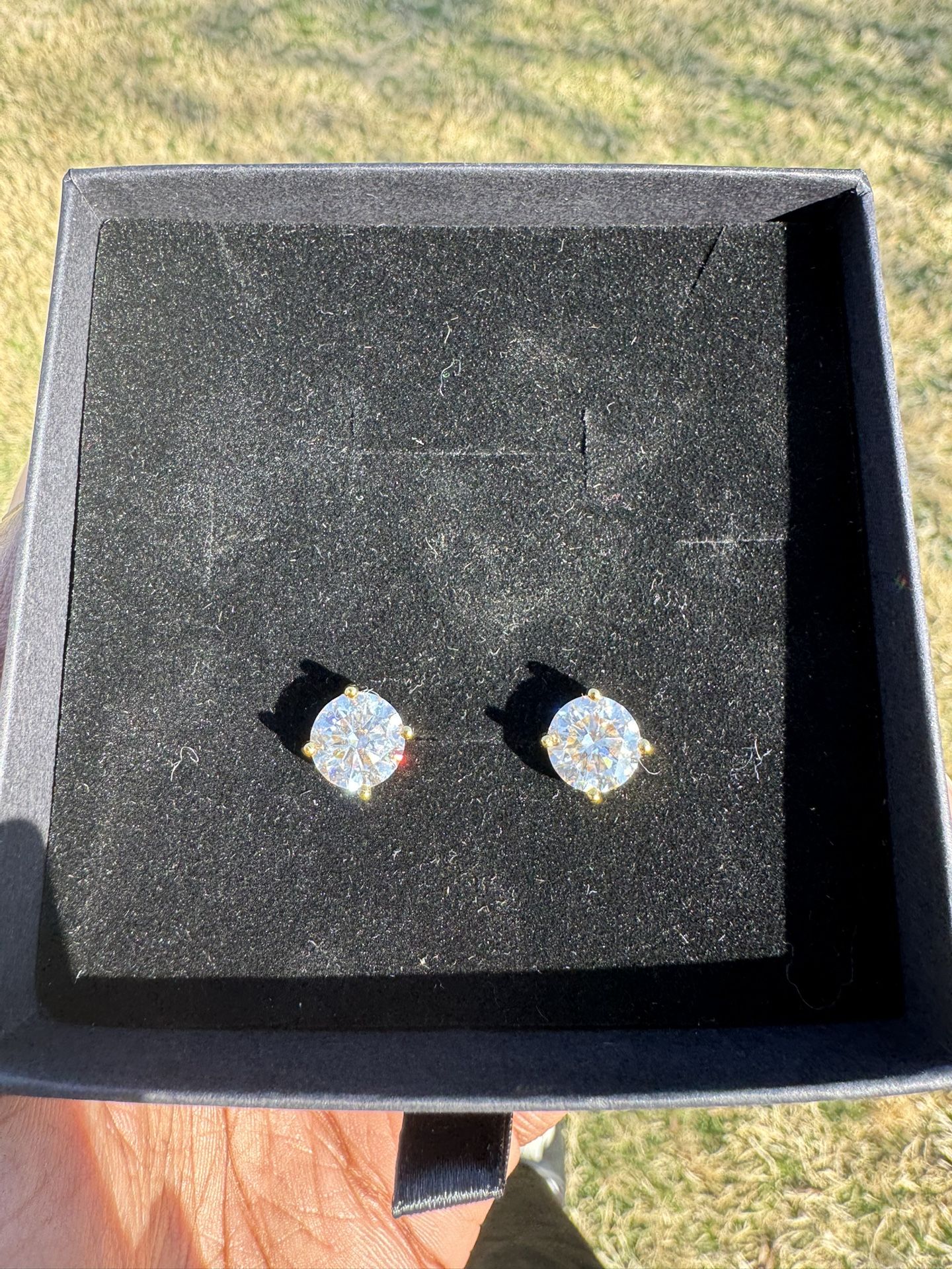 VVS Moissanite Earrings (2 Carat)