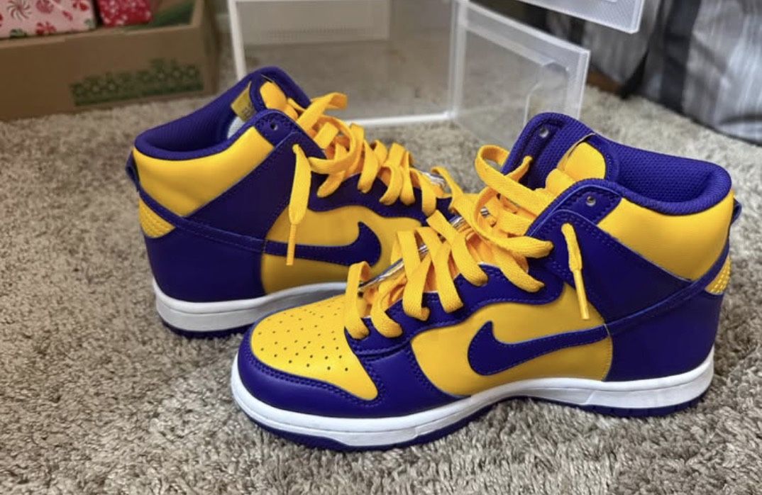 Nike Dunks (5.5Y) Lakers