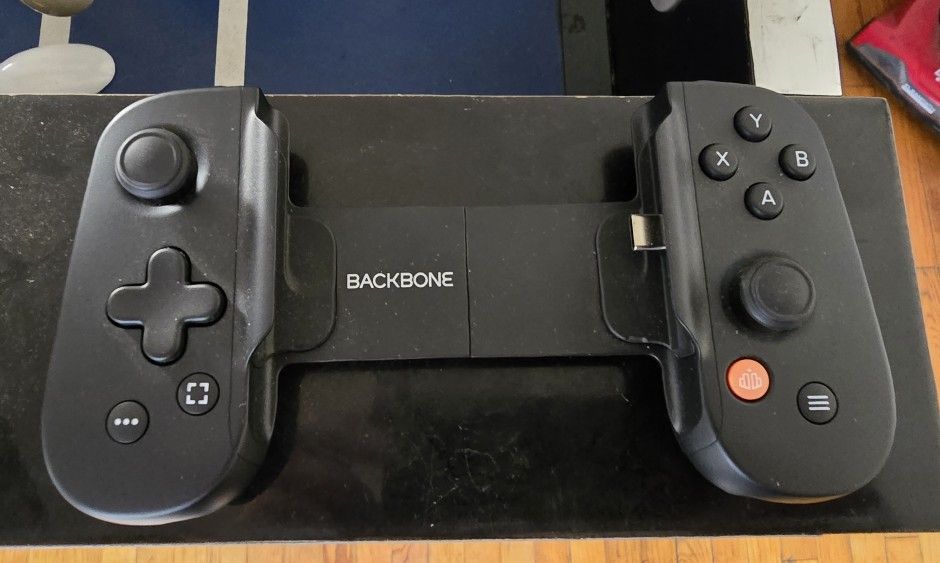 Backbone One Mobile Gaming Controller USB-C