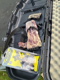 Parker Buck- Shot bow with case and accessories.