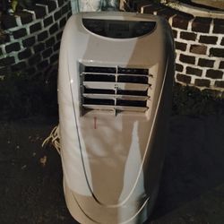 Portable Air Conditioner $20