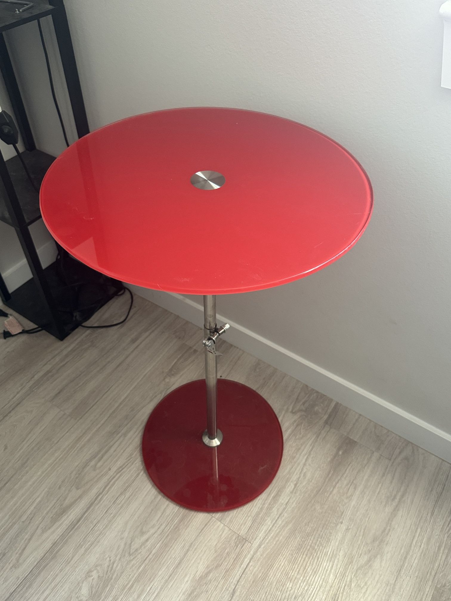 2 record player tables