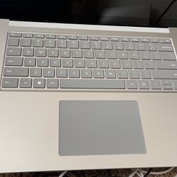 Surface laptop 5 