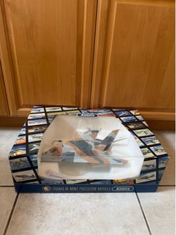 Franklin Mint Lockheed F117 Stealth Diecast Military Airplane Blue Tan Gray