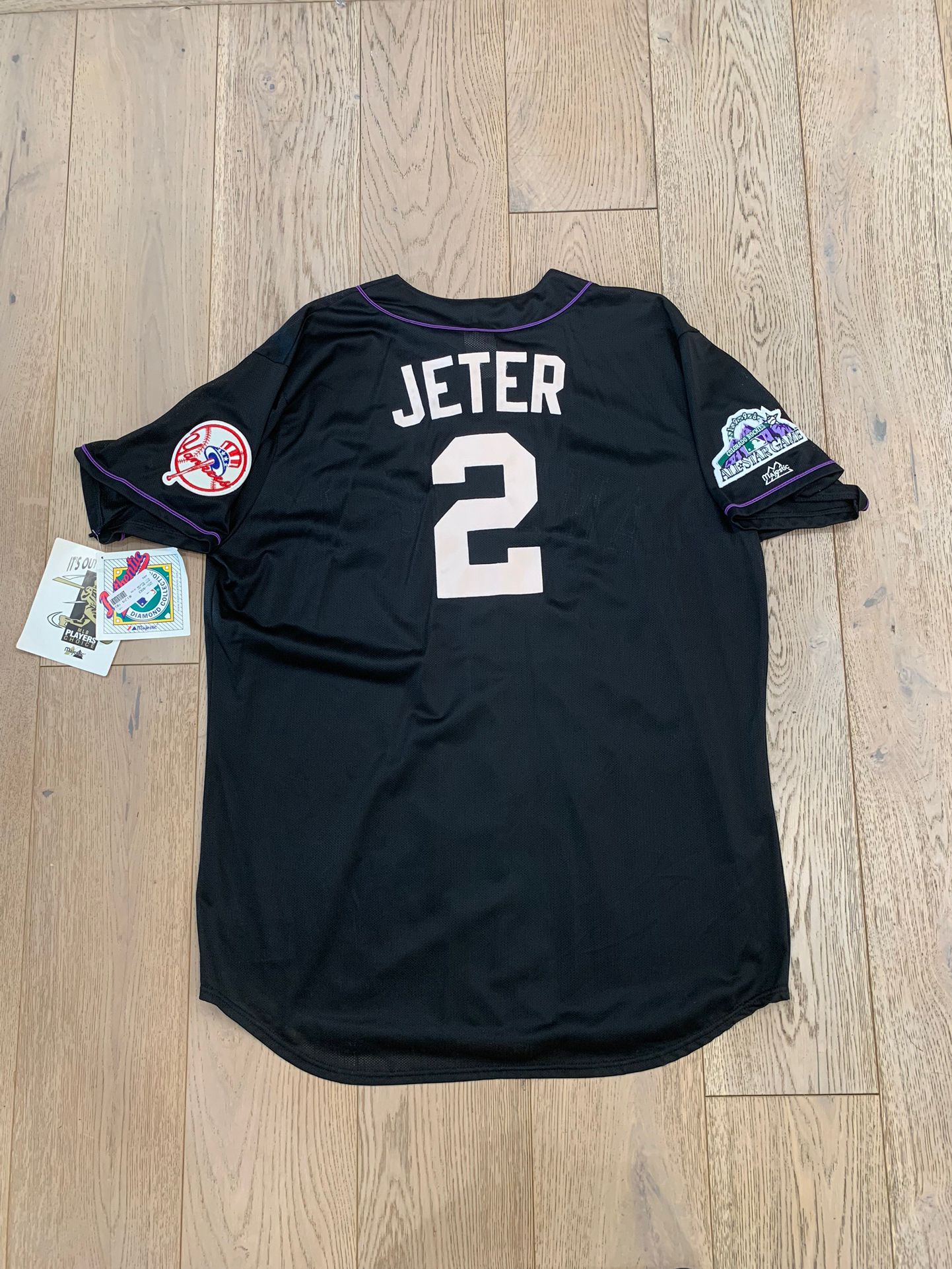 Derek Jeter New York Yankees Baseball Jersey Mens 2XL for Sale in San  Antonio, TX - OfferUp